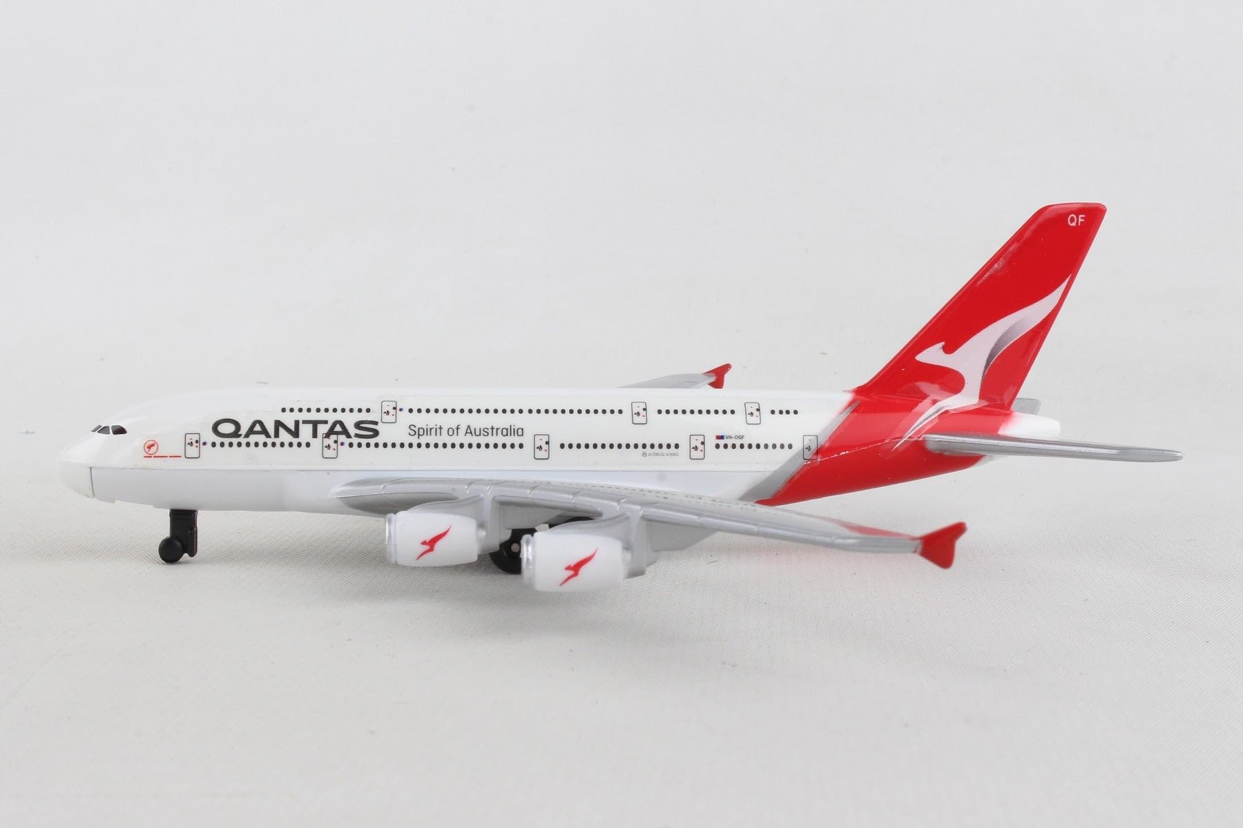 Real Toys RT8538 Qantas Airbus A380 Toy : Amazon.pl: Arts & Crafts